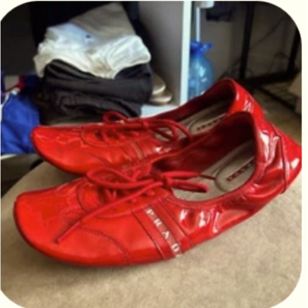 Prada Sports Lase up Scrunch Red Leather Patent  Ballet Flats Size 40